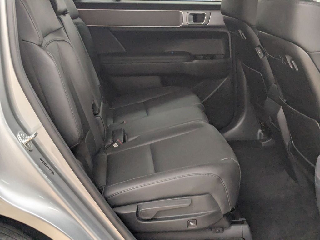 Thumbnail: 2025 Hyundai Santa Fe - 31