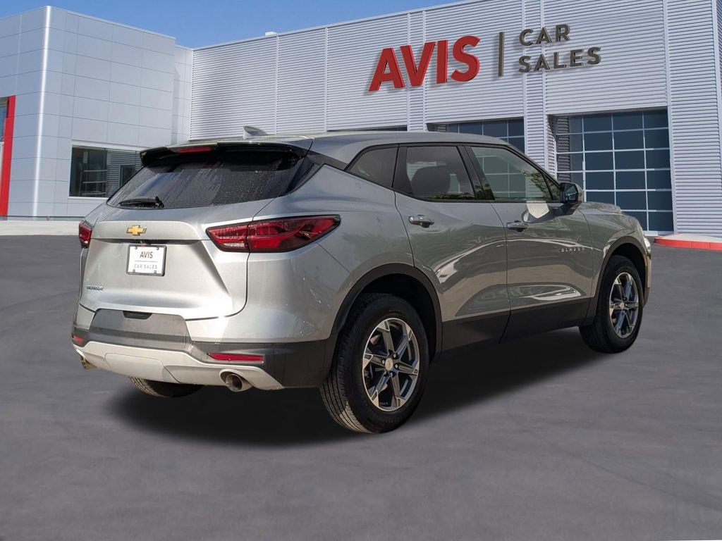 Thumbnail: 2025 Chevrolet Blazer - 6