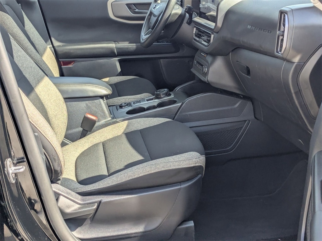 Thumbnail: 2025 Ford Bronco Sport - 31