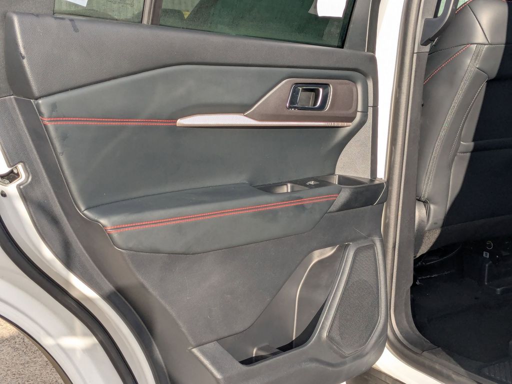 Thumbnail: 2025 Ford Explorer - 22