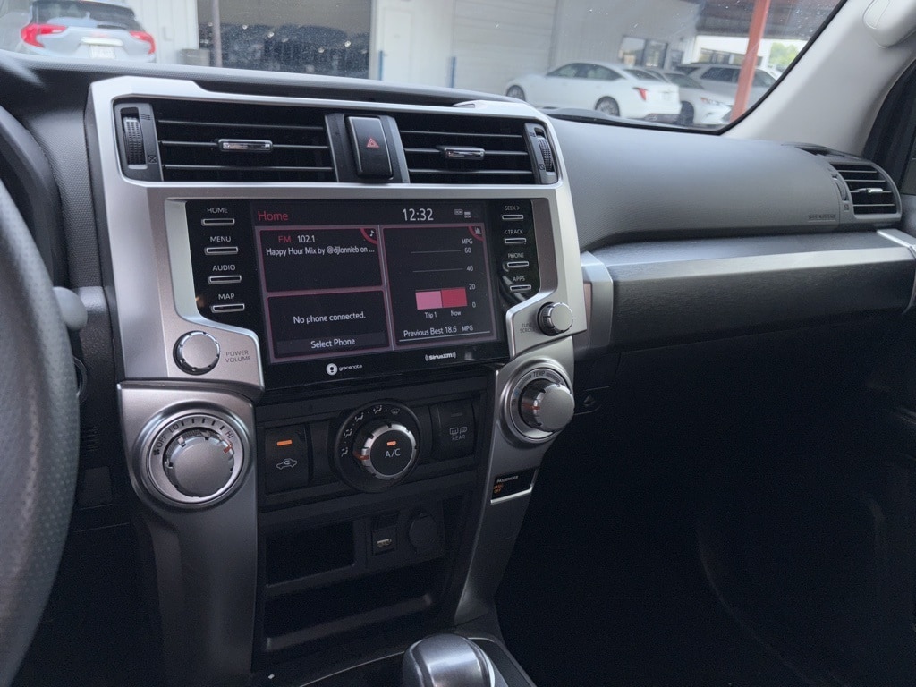 Thumbnail: 2024 Toyota 4Runner - 8