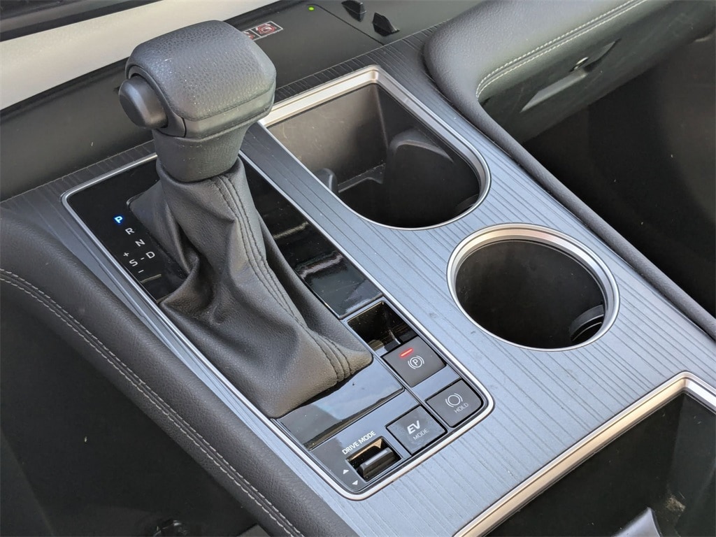 Thumbnail: 2025 Toyota Sienna - 19