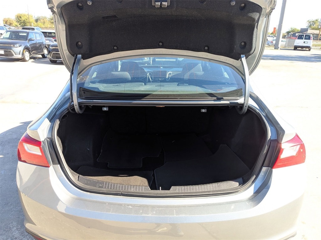 Thumbnail: 2023 Chevrolet Malibu - 26