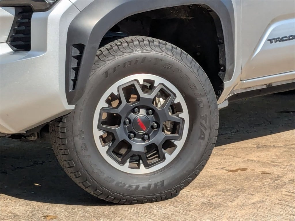 Thumbnail: 2024 Toyota Tacoma - 32