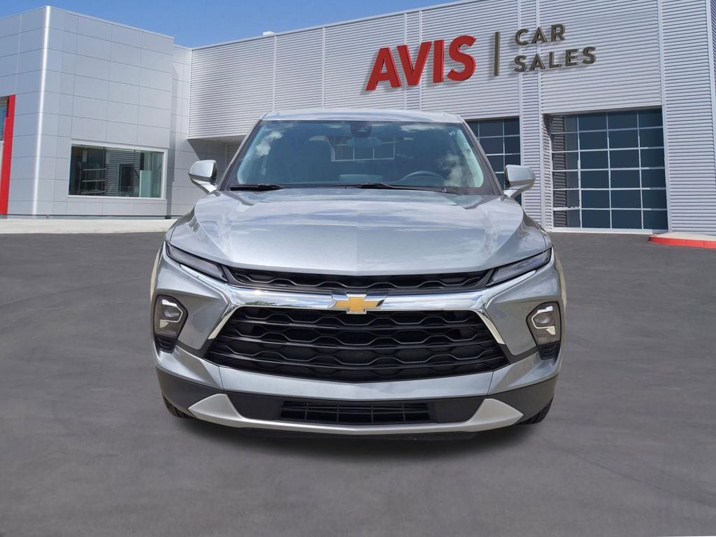 Thumbnail: 2025 Chevrolet Blazer - 2