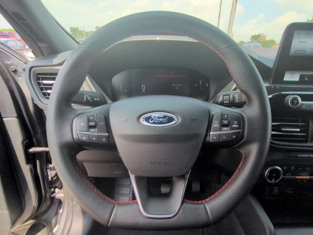 Thumbnail: 2025 Ford Escape - 22