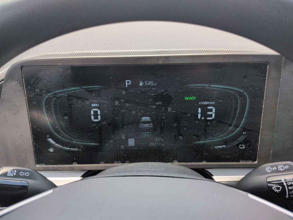 Thumbnail: 2025 Kia Niro - 16