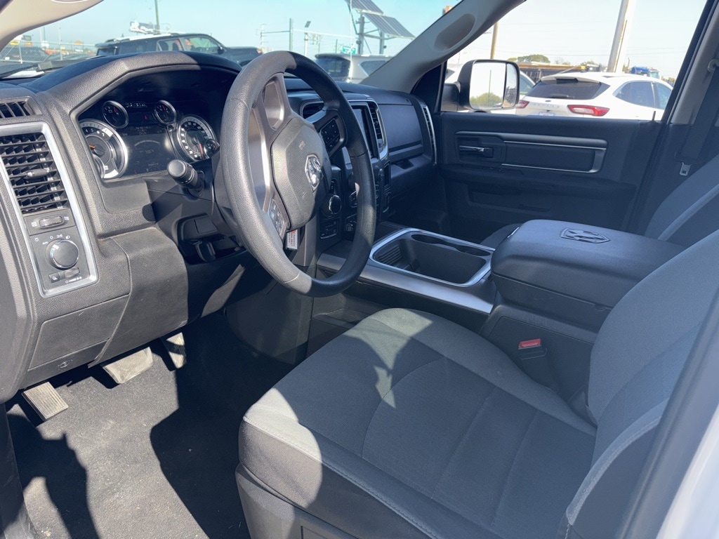 Thumbnail: 2023 RAM 1500 Classic - 8