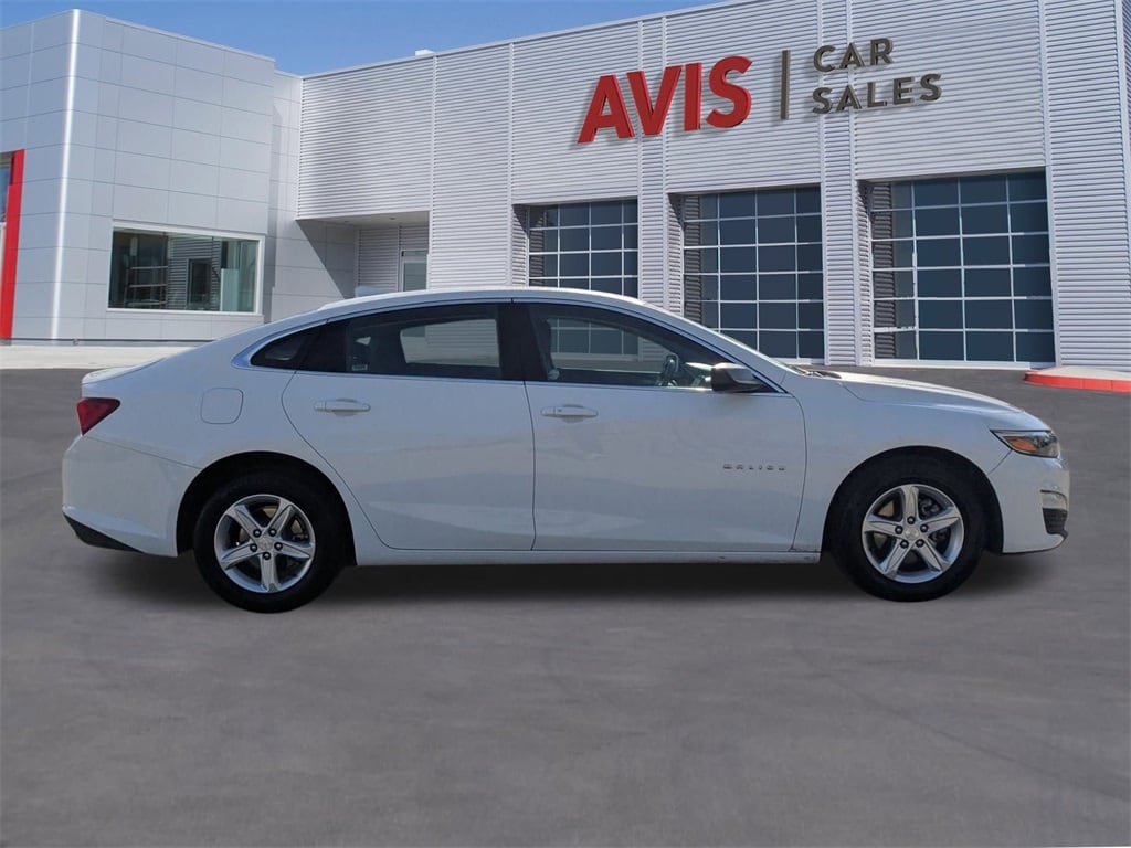 Thumbnail: 2024 Chevrolet Malibu - 5