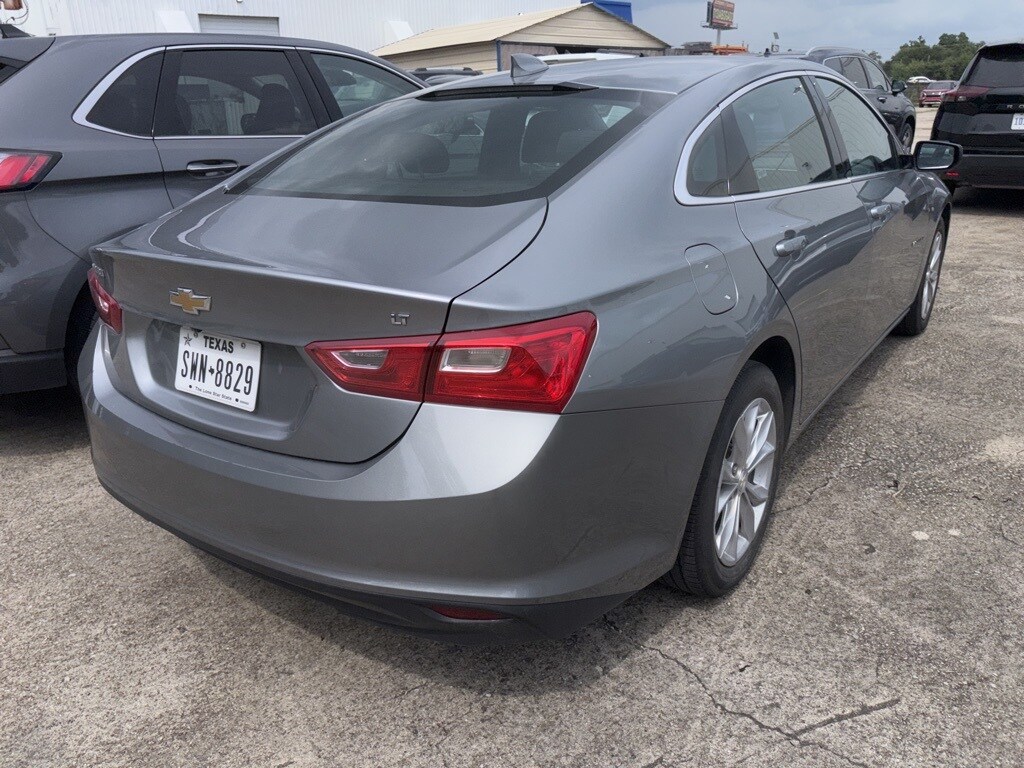 2023 Chevrolet Malibu 1LT photo 4
