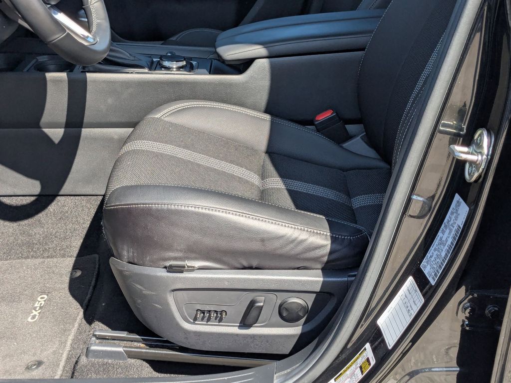 Thumbnail: 2025 Mazda CX-50 - 22