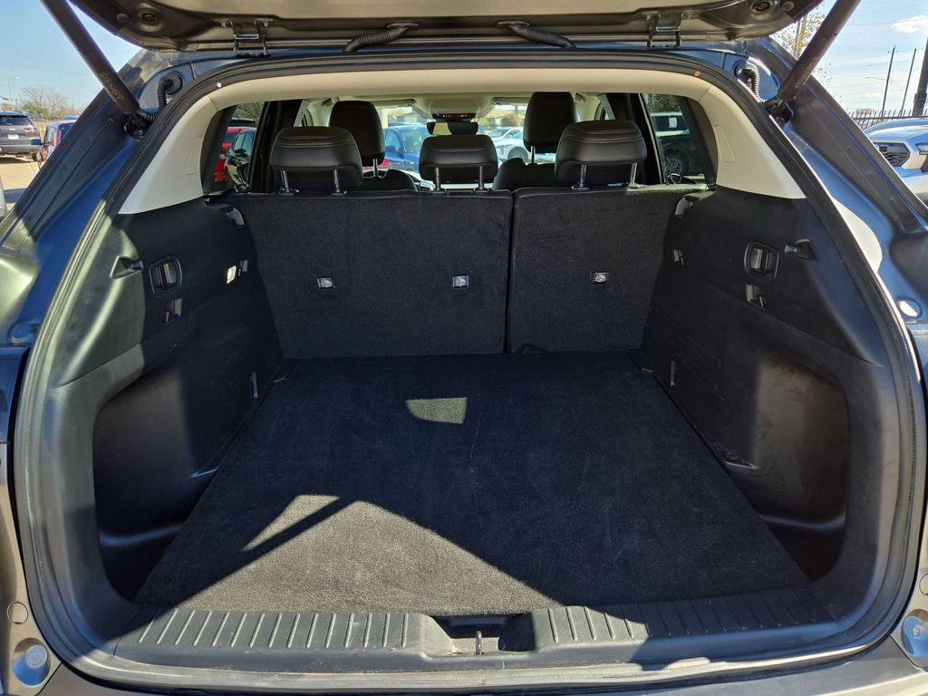 Thumbnail: 2025 Mazda CX-50 - 31