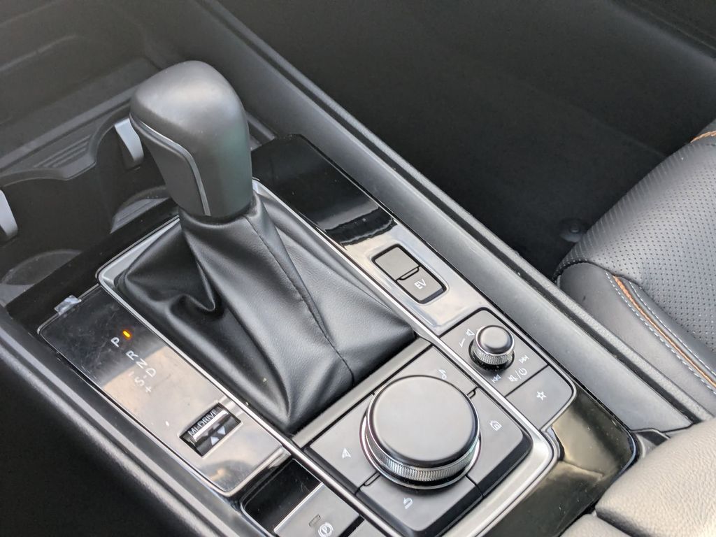 Thumbnail: 2025 Mazda CX-50 - 19