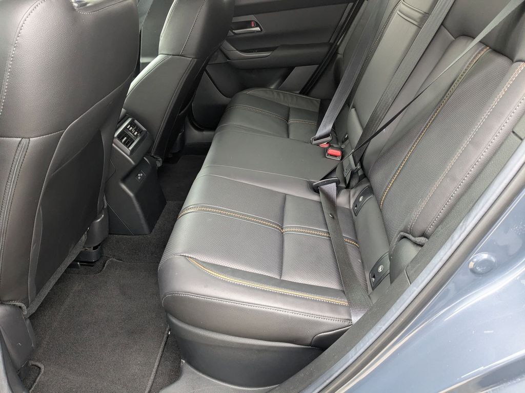 Thumbnail: 2025 Mazda CX-50 - 25