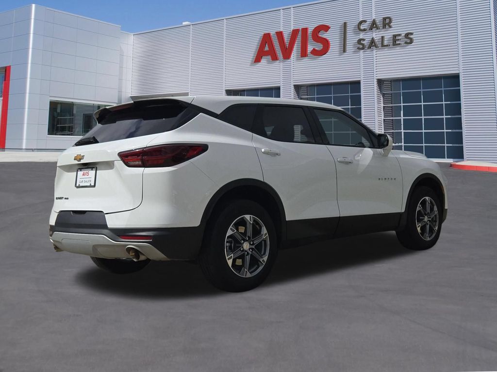 Thumbnail: 2025 Chevrolet Blazer - 6