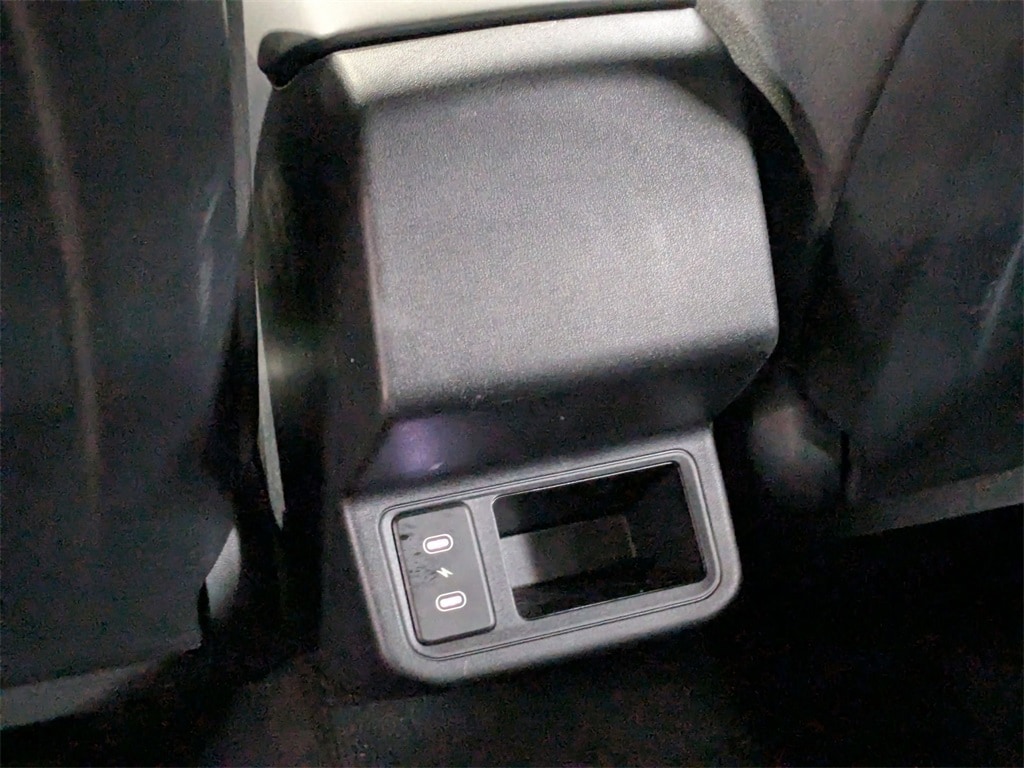 Thumbnail: 2025 Kia K4 - 28