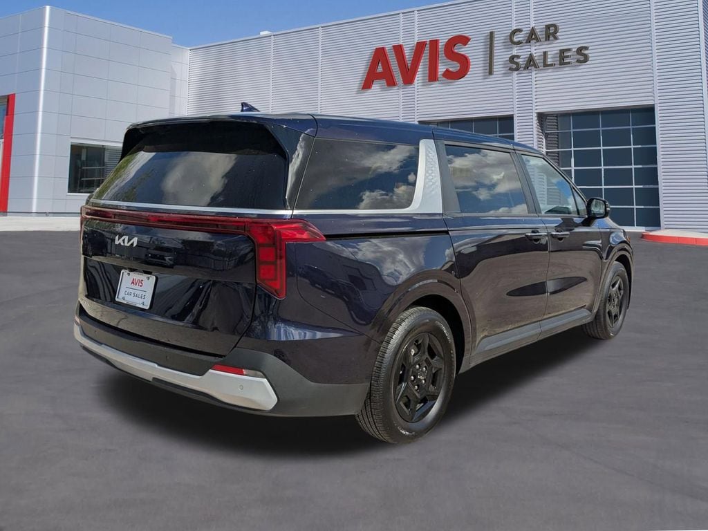 Thumbnail: 2025 Kia Carnival - 6