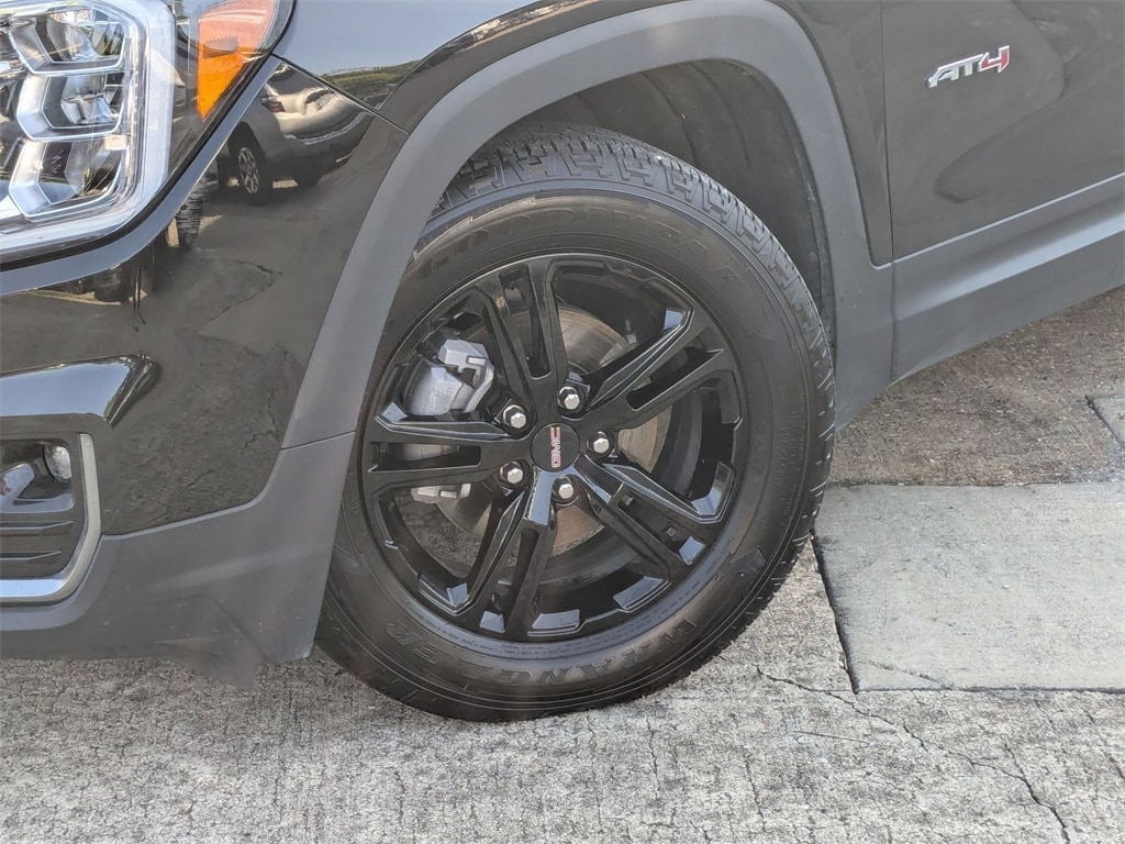 Thumbnail: 2023 GMC Terrain - 31