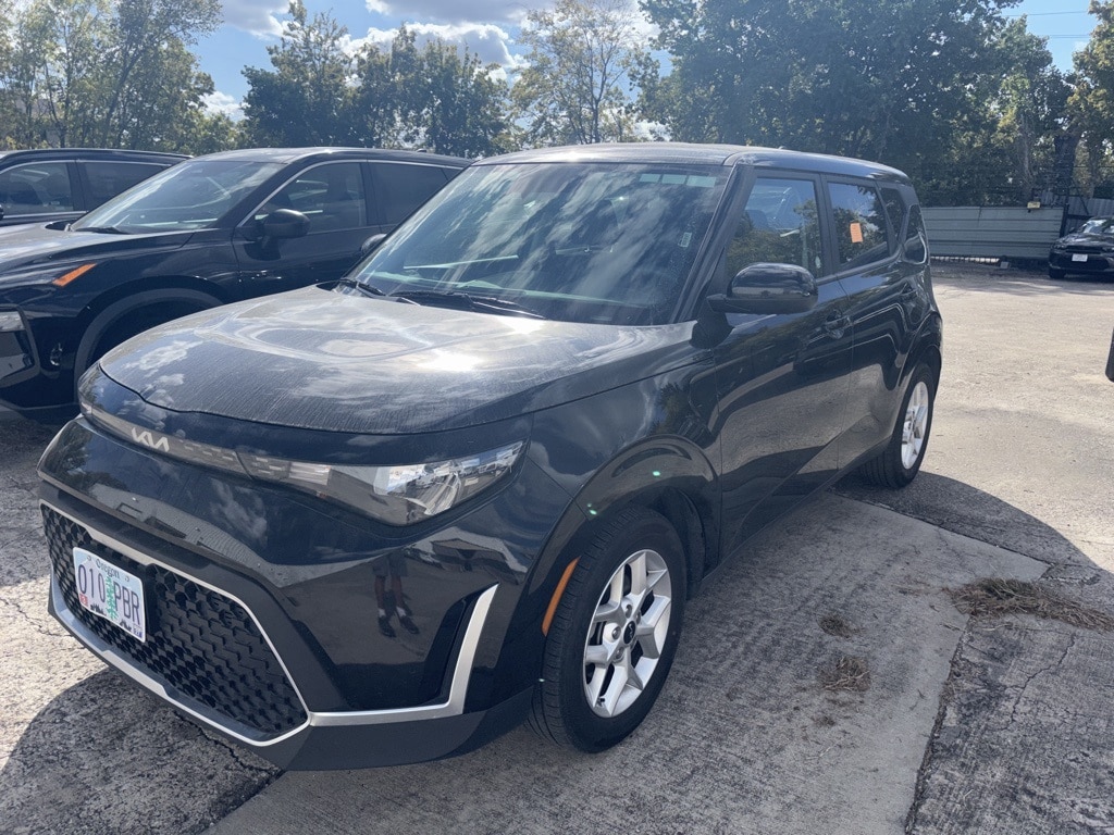 Certified 2024 Kia Soul LX Hatchback