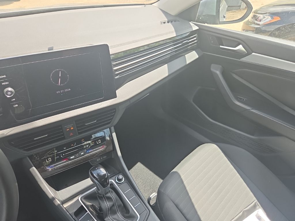 Thumbnail: 2025 Volkswagen Jetta - 5