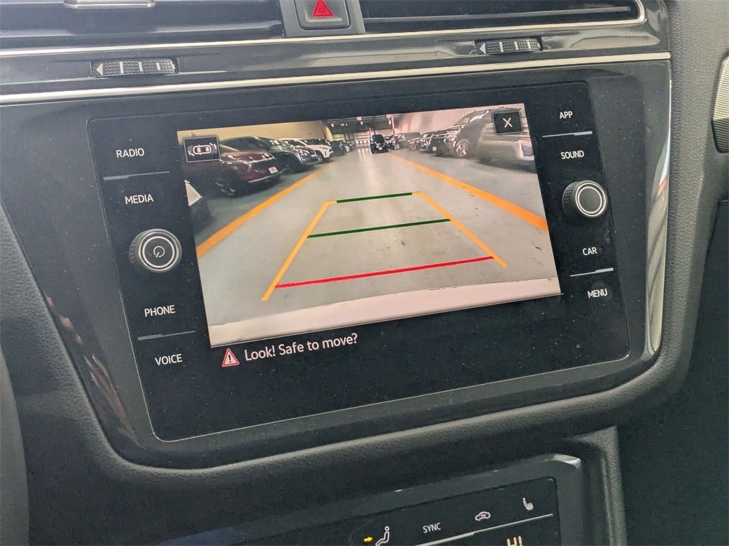 Thumbnail: 2024 Volkswagen Tiguan - 21