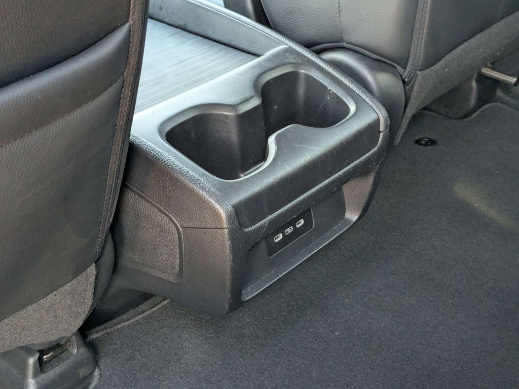 Thumbnail: 2025 Honda Odyssey - 26