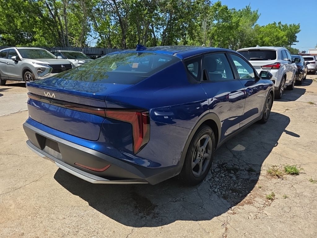 Thumbnail: 2025 Kia K4 - 11