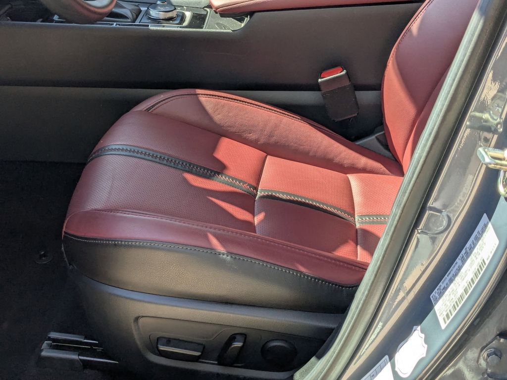 Thumbnail: 2025 Mazda CX-50 - 22