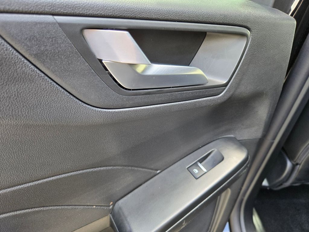 Thumbnail: 2025 Ford Escape - 28