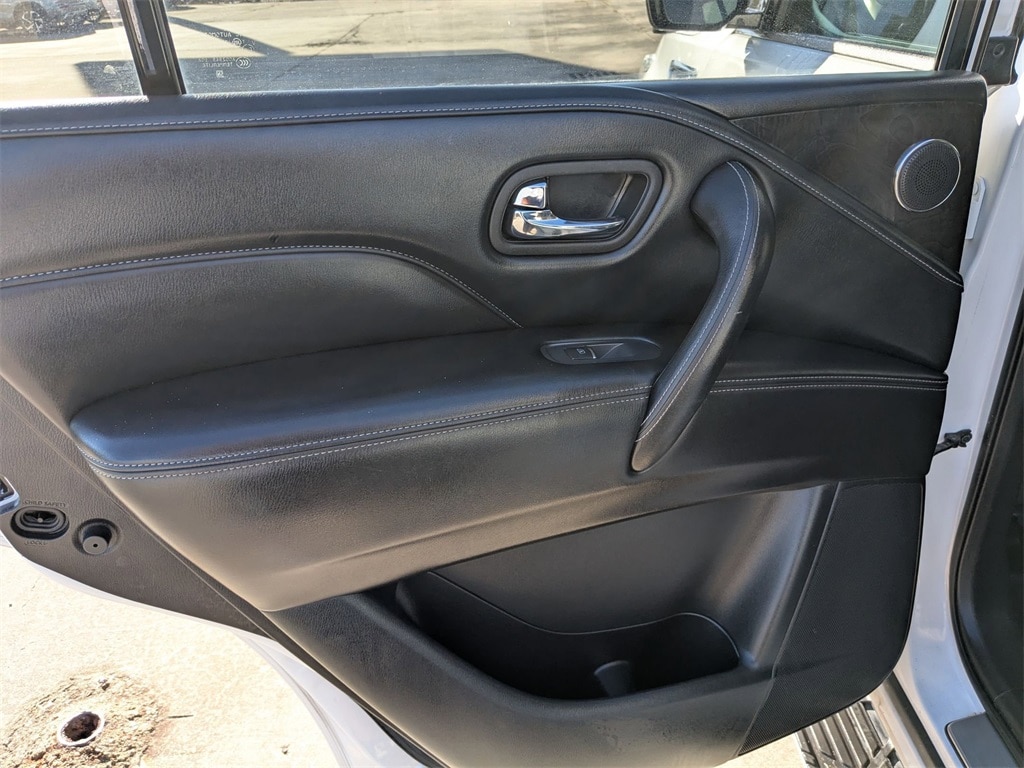 Thumbnail: 2023 INFINITI QX80 - 21