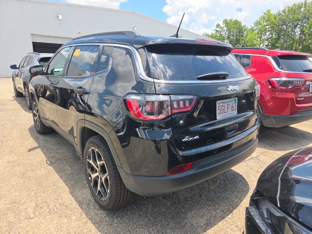 Thumbnail: 2025 Jeep Compass - 8
