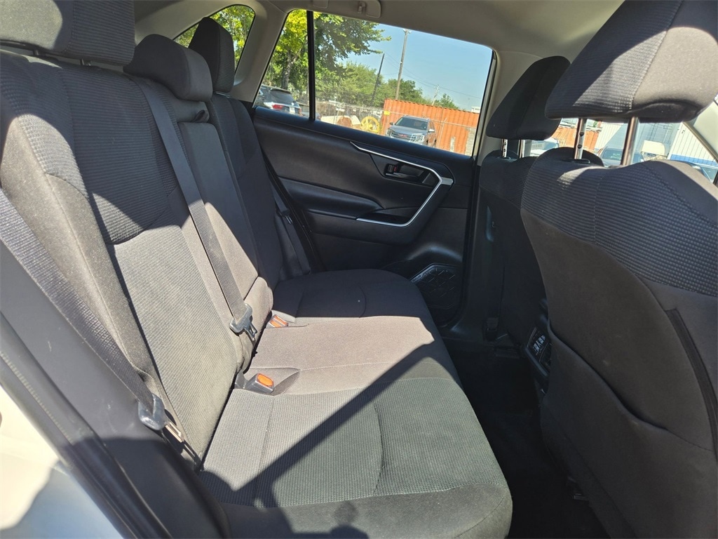 Thumbnail: 2025 Toyota RAV4 - 20