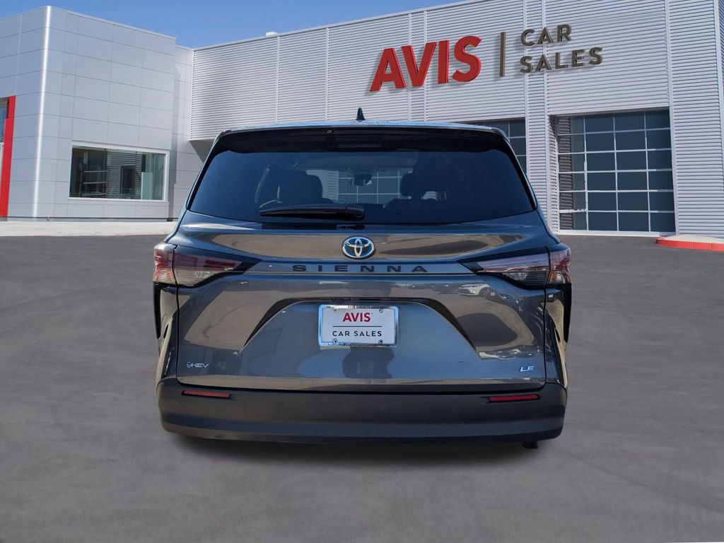 Thumbnail: 2025 Toyota Sienna - 7