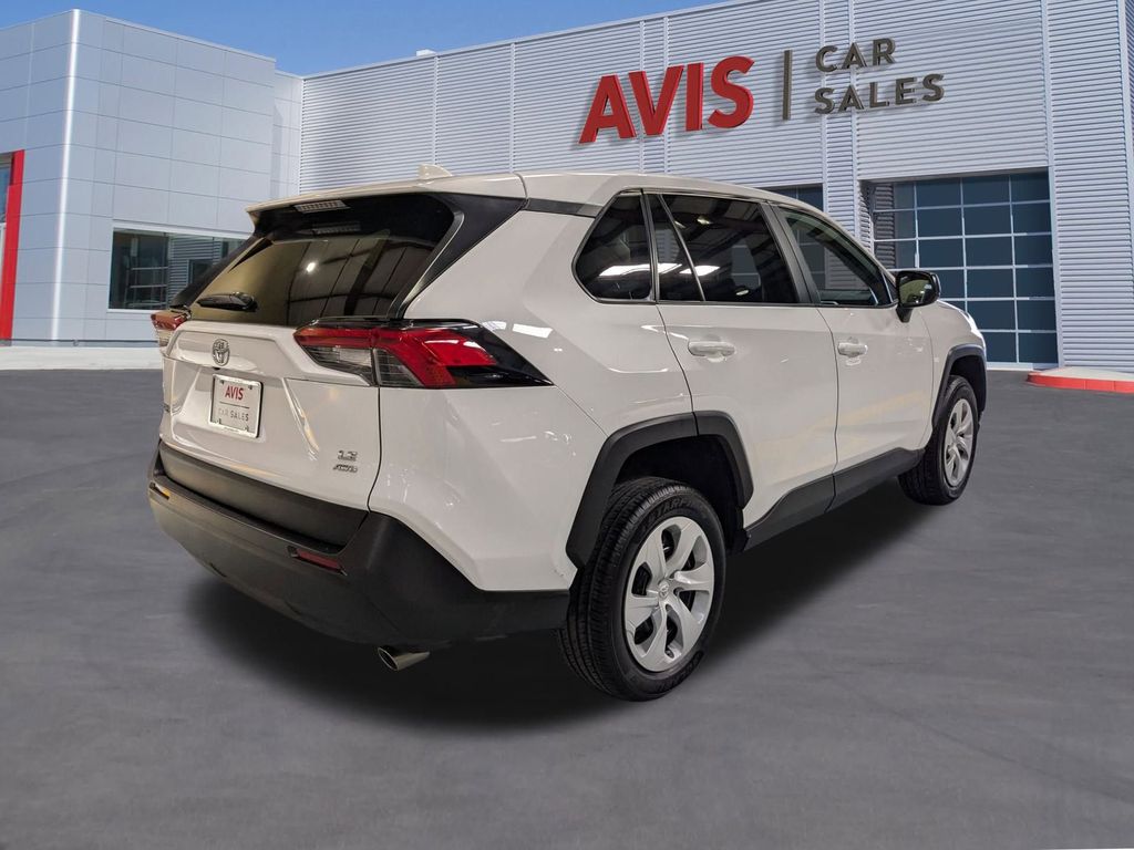 Thumbnail: 2025 Toyota RAV4 - 6