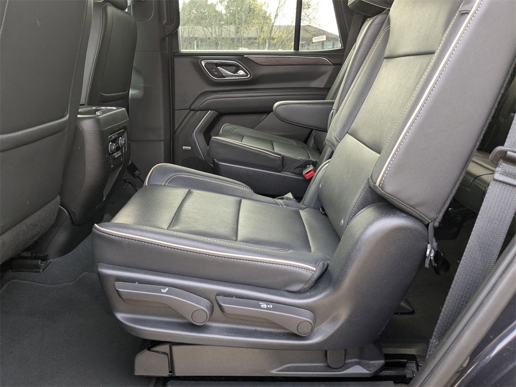 Thumbnail: 2023 Chevrolet Tahoe - 24