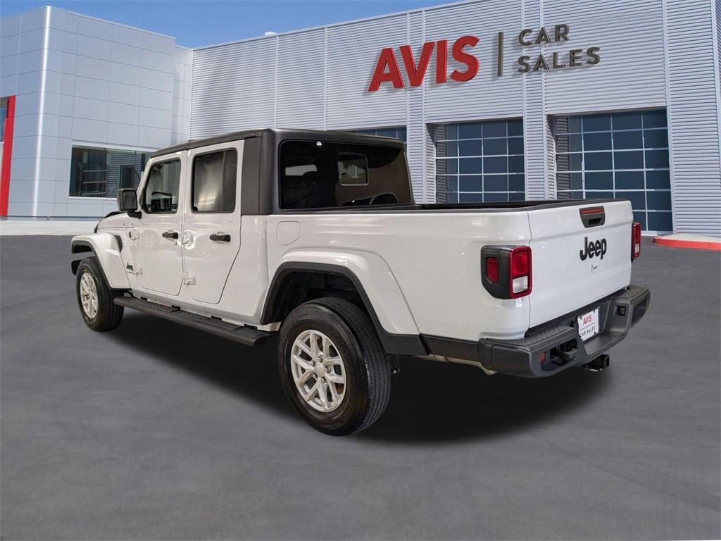 Thumbnail: 2023 Jeep Gladiator - 9