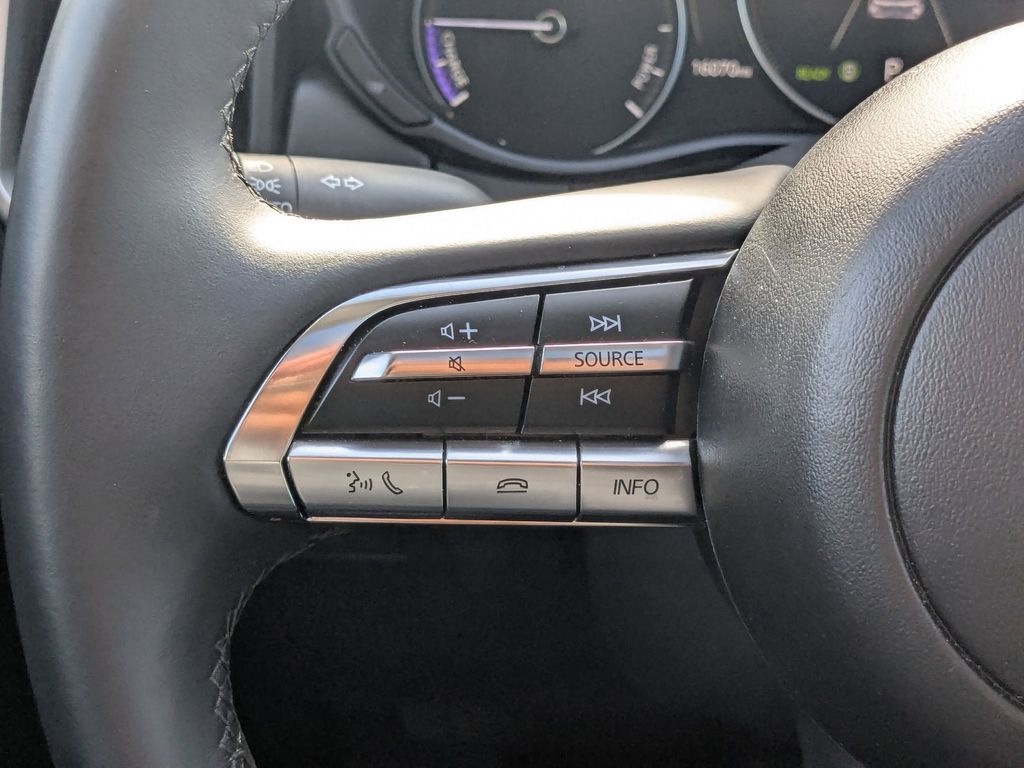 Thumbnail: 2025 Mazda CX-50 - 16