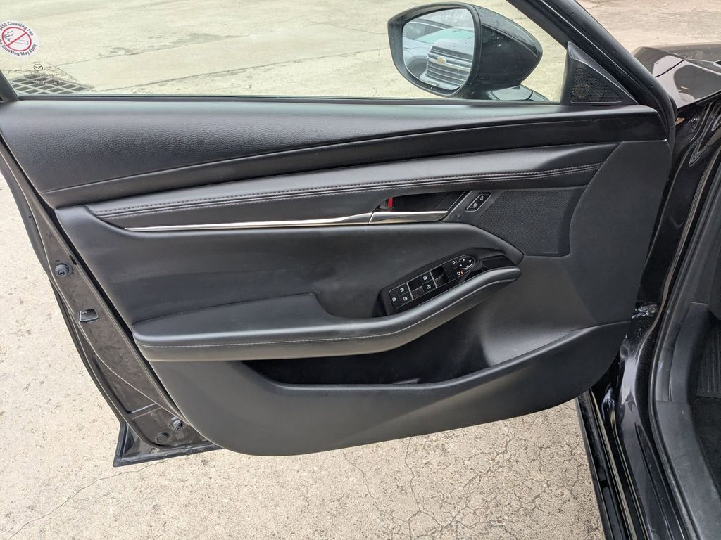 Thumbnail: 2025 Mazda Mazda3 - 11