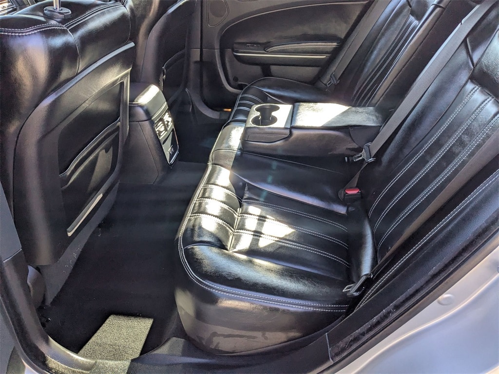 Thumbnail: 2023 Chrysler 300 - 28