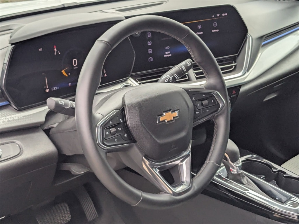 Thumbnail: 2025 Chevrolet Trax - 15