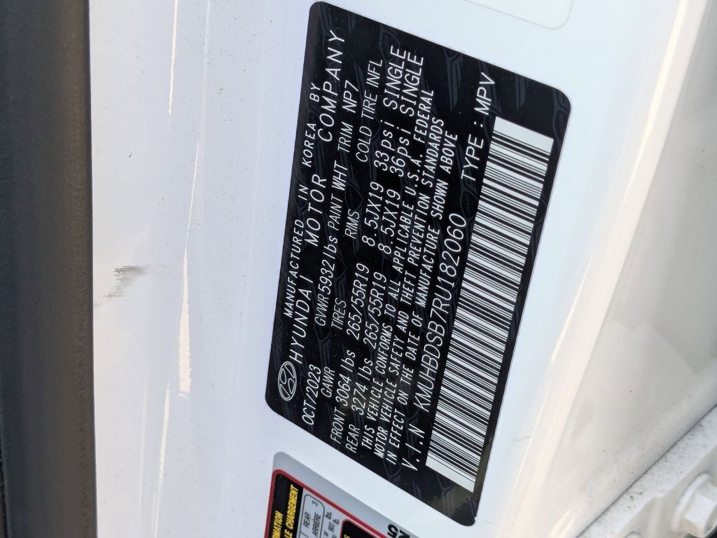 Thumbnail: 2024 Genesis GV80 - 33