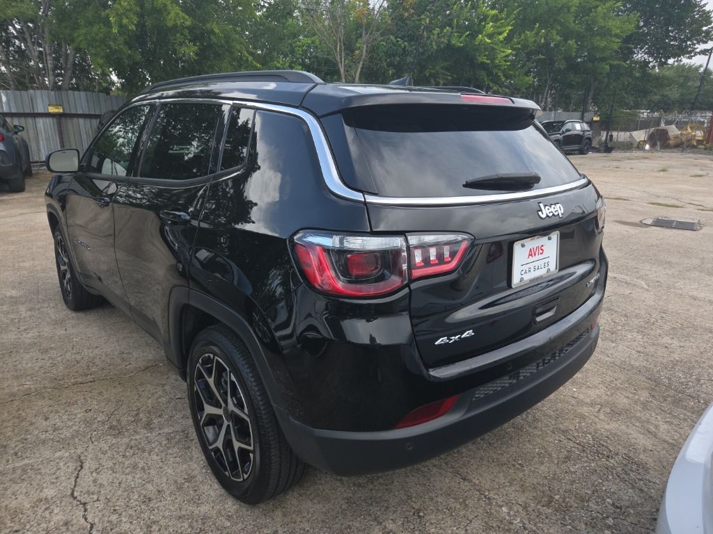 Thumbnail: 2025 Jeep Compass - 8
