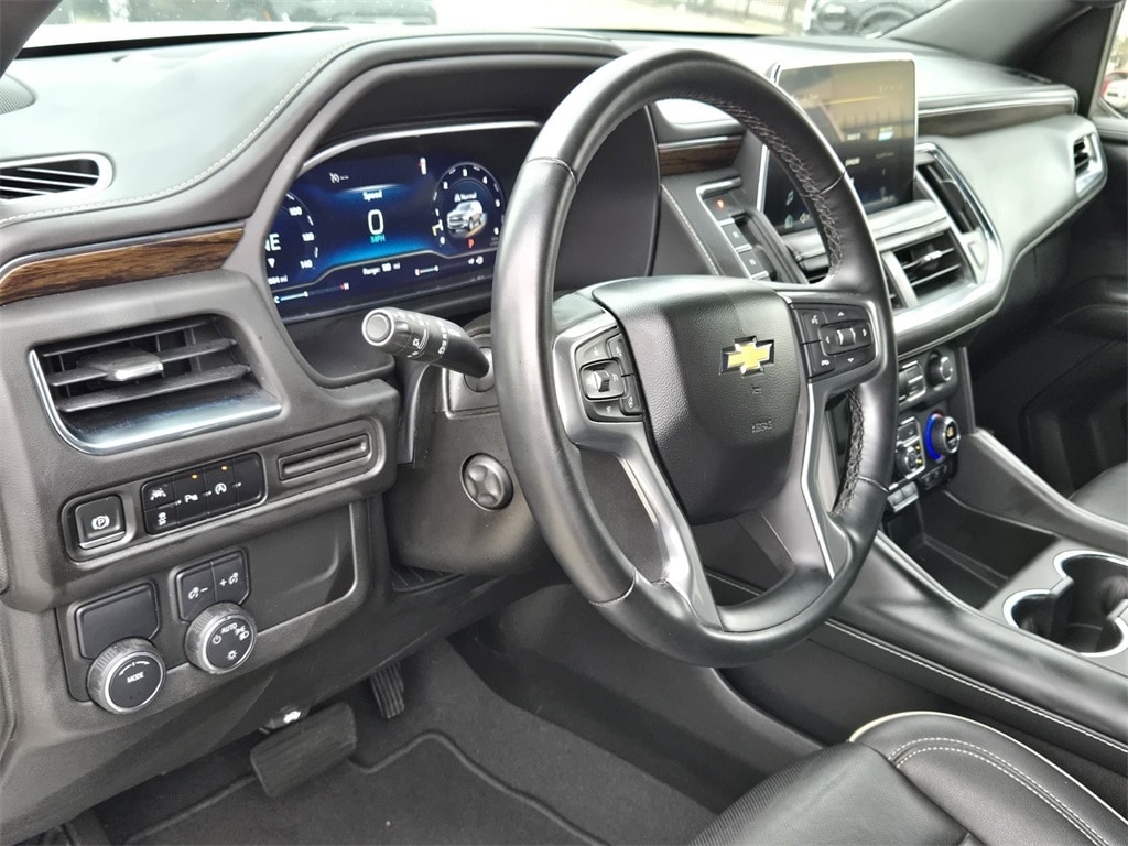 Thumbnail: 2023 Chevrolet Suburban - 14