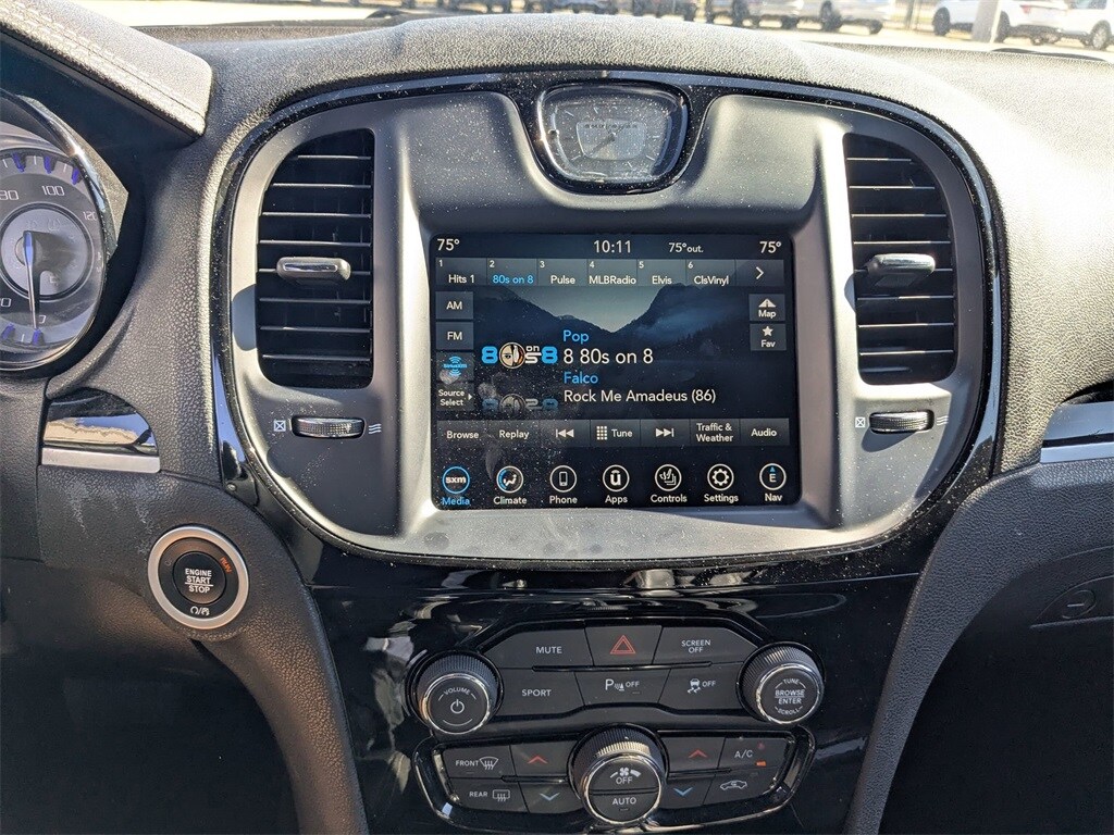 Thumbnail: 2023 Chrysler 300 - 7