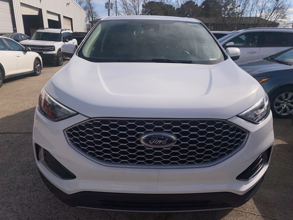 Certified 2024 Ford Edge SUV