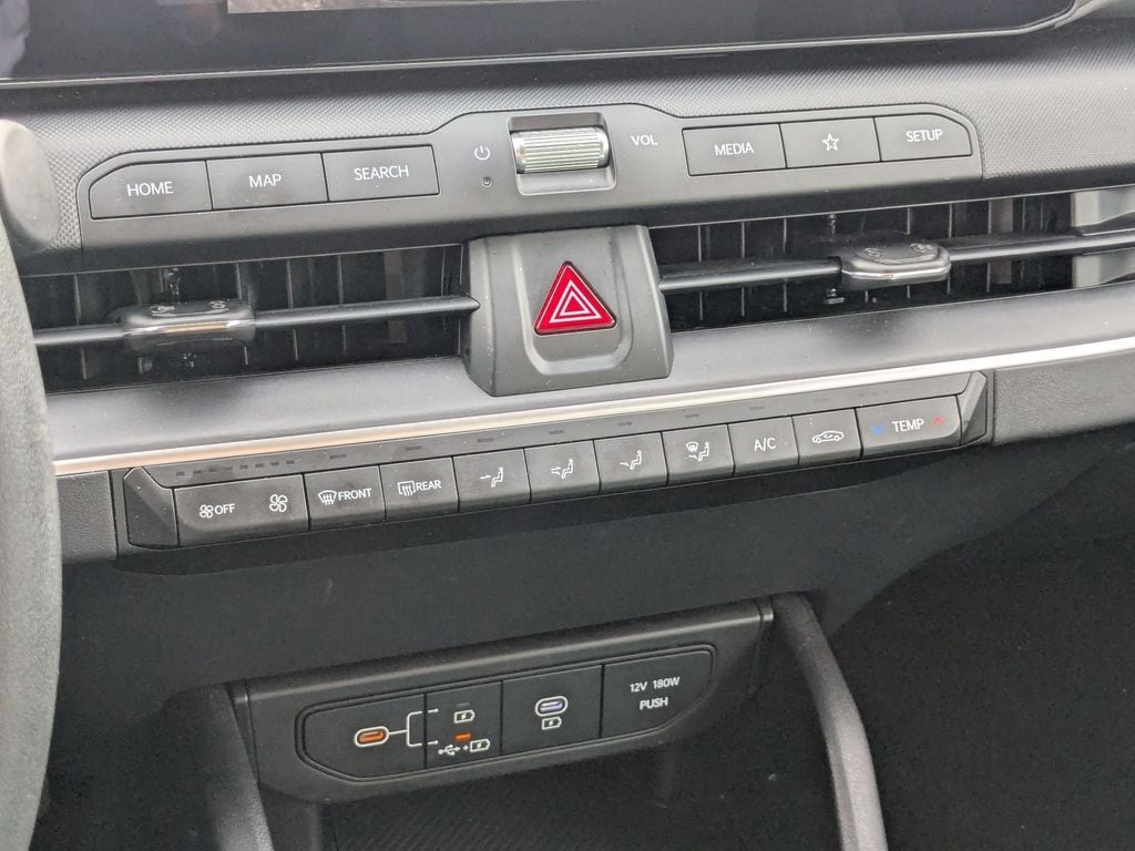 Thumbnail: 2025 Kia K4 - 22