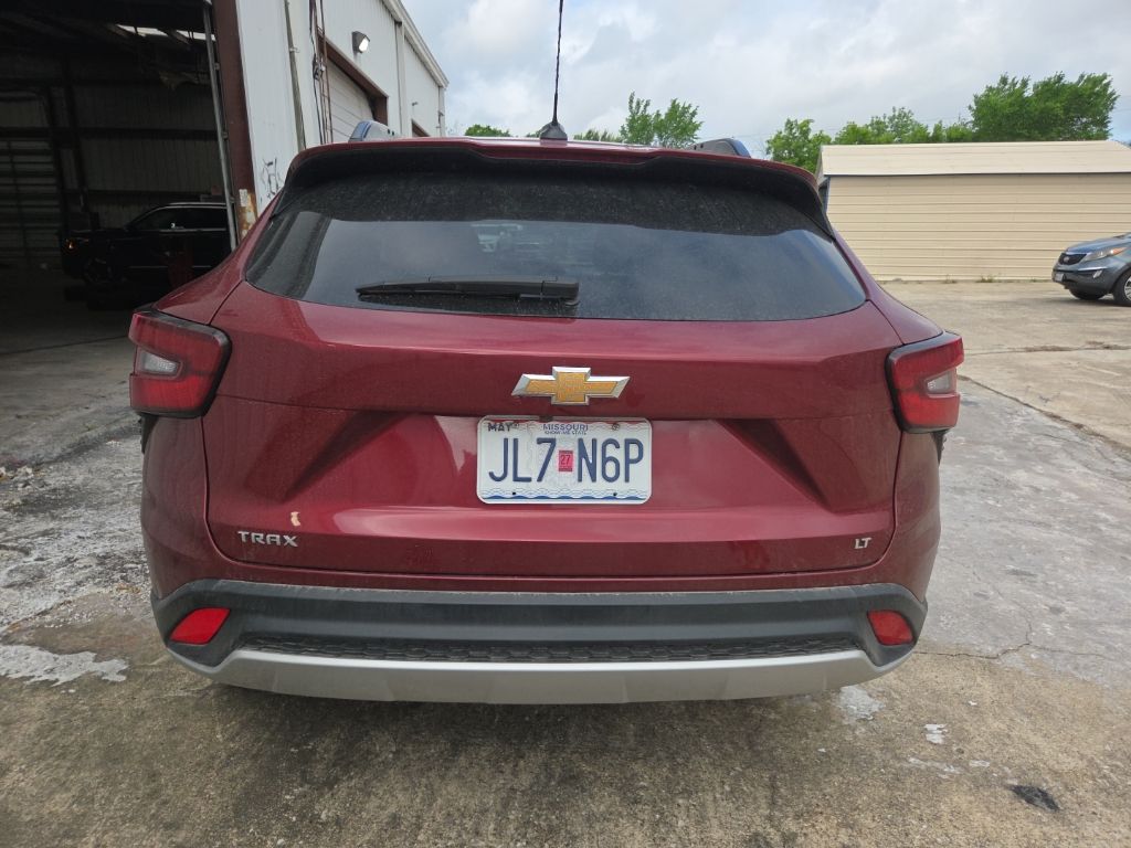 Thumbnail: 2025 Chevrolet Trax - 8