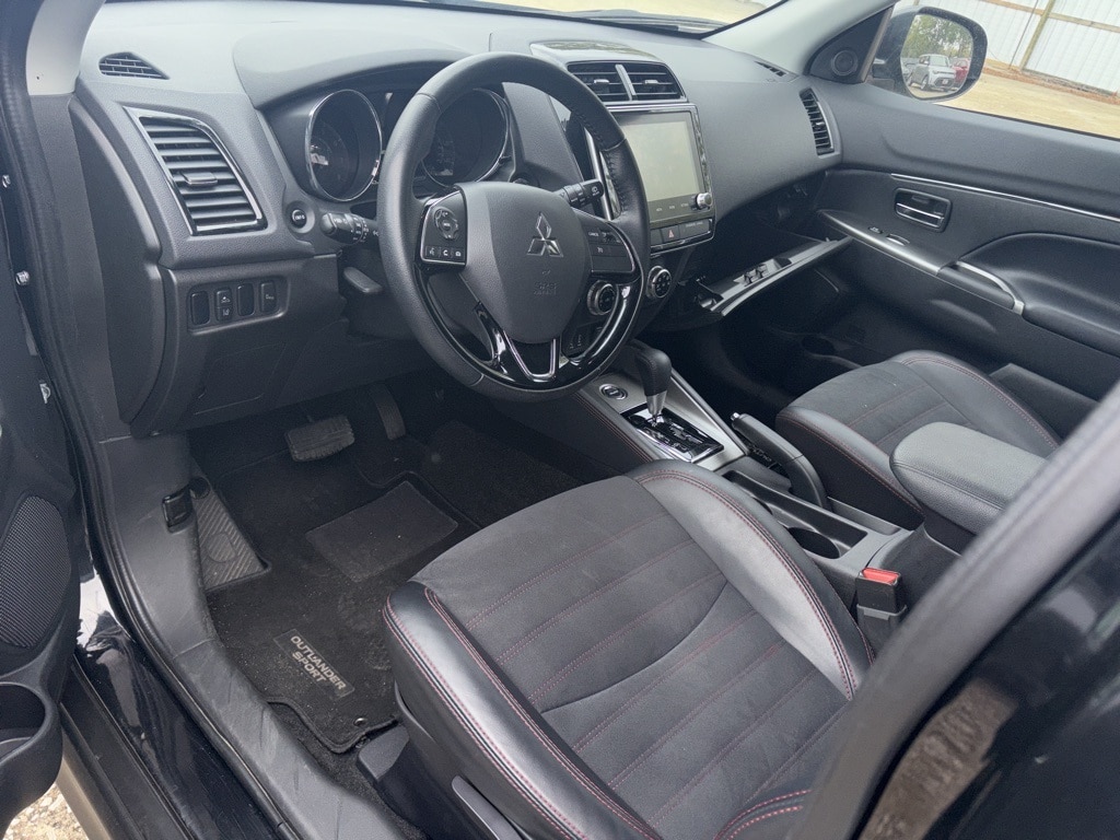 Thumbnail: 2024 Mitsubishi Outlander Sport - 9