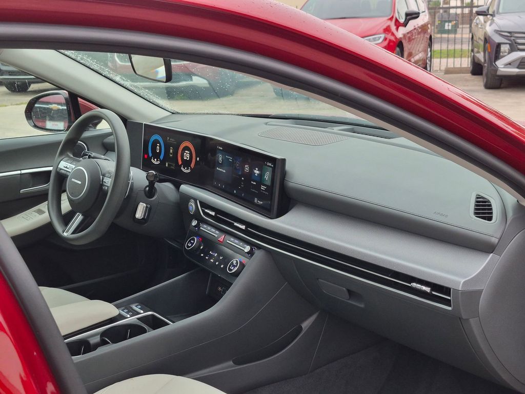 Thumbnail: 2025 Hyundai Sonata - 24
