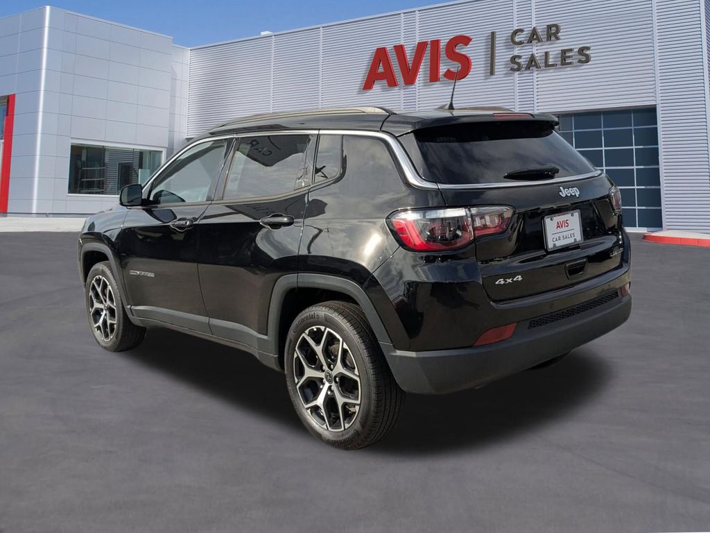 Thumbnail: 2025 Jeep Compass - 9